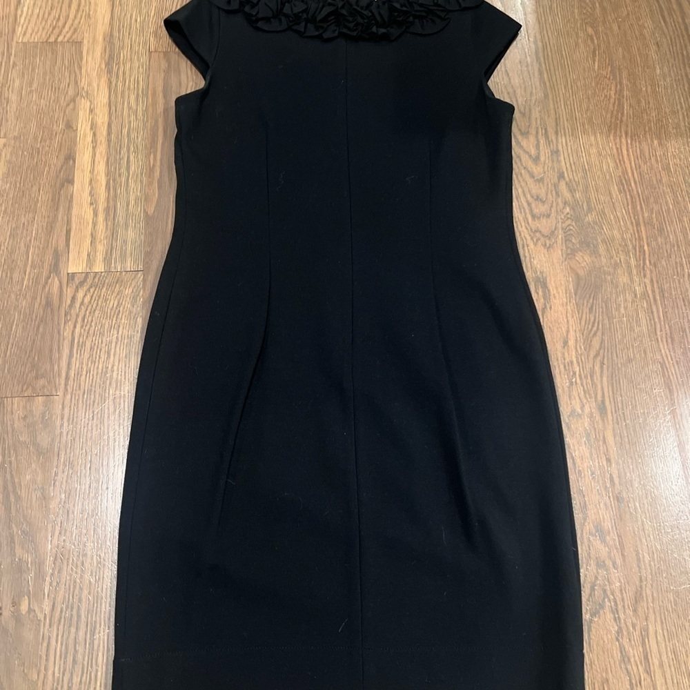 Taylor Womens Dress Sheath Rosette Neckline Black Cap Sleeve Size 6 - Picture 4 of 7